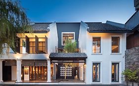 โรงแรม ปิง ซิลลูเอท